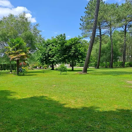 Domaine Larbut * Saint-Paul-les-Dax